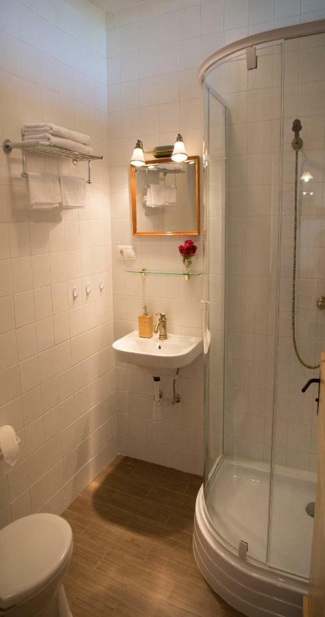 Hotel Edenkert Vendeghazak Pécsvárad Zewnętrze zdjęcie
